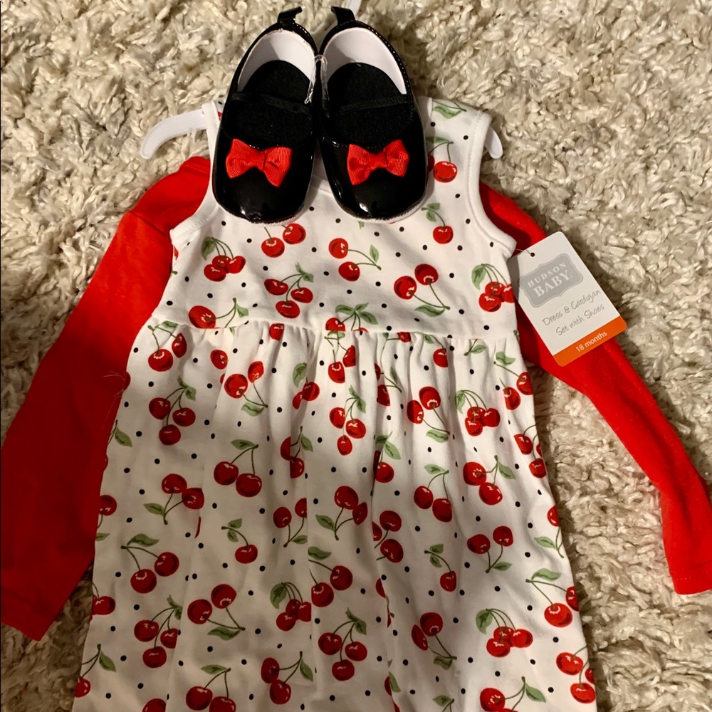 NWT Hudson baby 3 piece dress shoes & sweater set